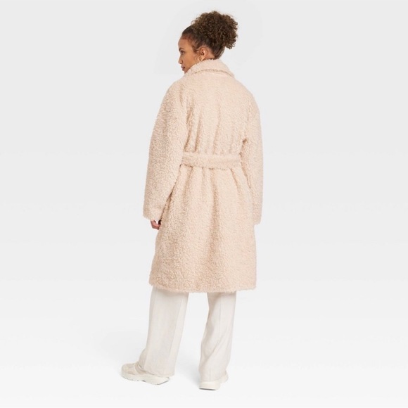 ⭐️2 LEFT! FAUX FUR MIDI COAT - Picture 3 of 11